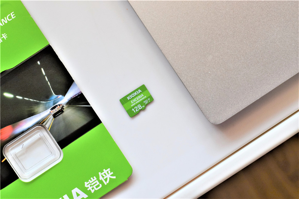 铠侠tfg2存储卡评测,铠侠32g存储卡