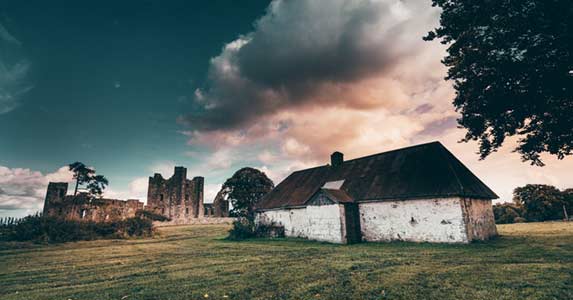 算命先生说女儿夭折什么意思,女儿夭折算命先生