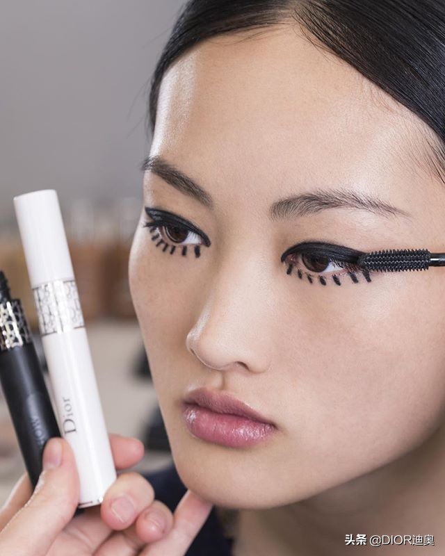 dior迪奥2019秋冬巴黎时装发布会,迪奥christiandior2020秋冬时装秀