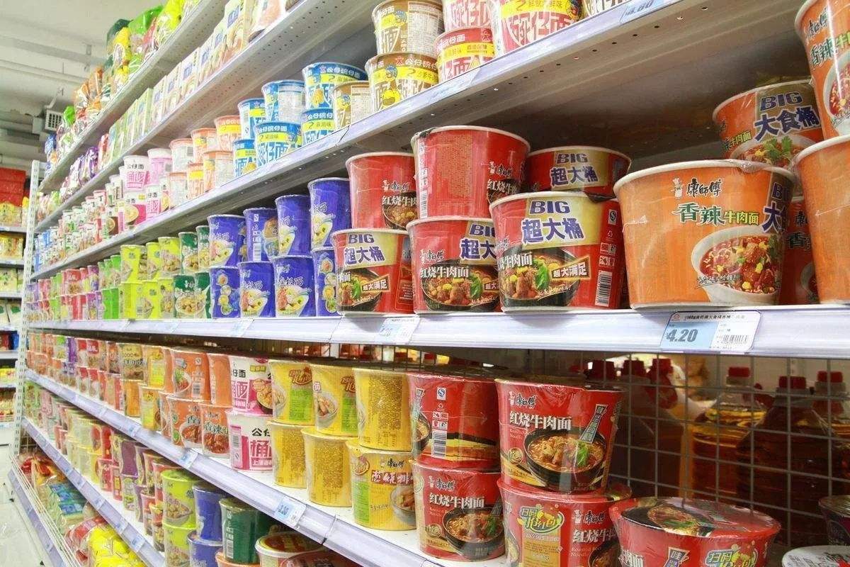 方便面企业“恋上”高端，消费者会不会为高价买单？