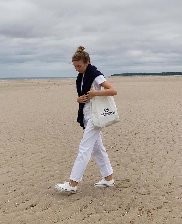 好穿又百搭的小白鞋,入夏第一双鞋