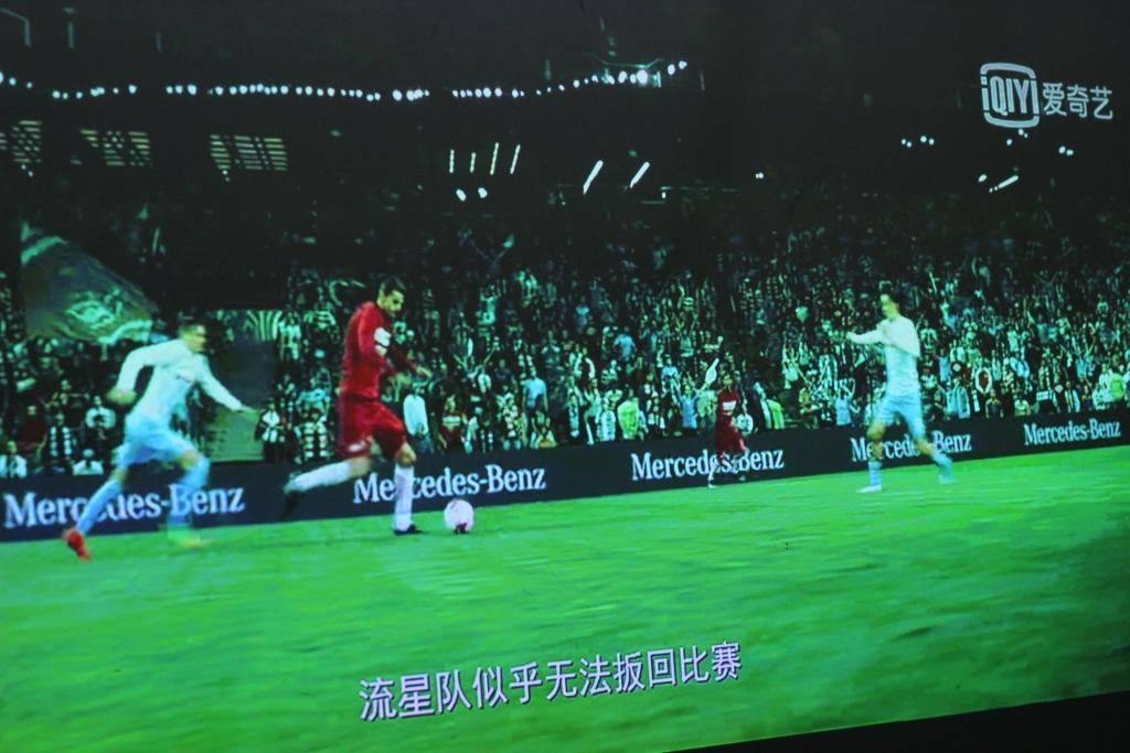 投影仪看电影就是噱头,液晶电视和投影仪看电影哪个好