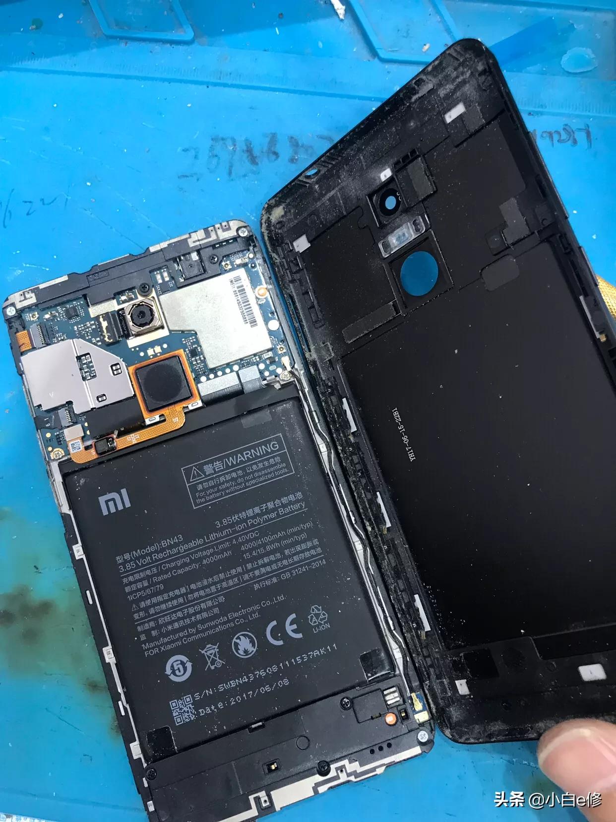 粉丝35块钱买了外屏，打算自己换，最后还是放弃了，发给我修了