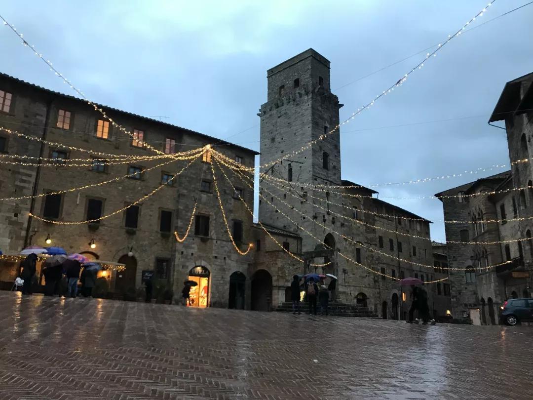 「慢达世界」第135期：圣吉米那诺｜匹诺曹与美塔之城