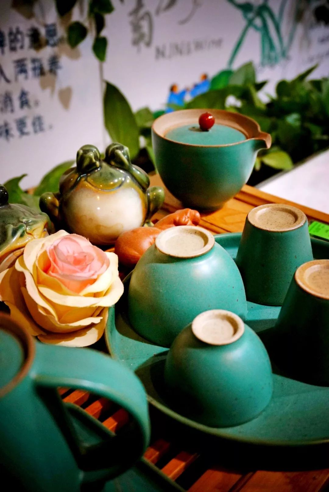 恒隆对面街店铺推荐,恒隆广场对面的甜品店