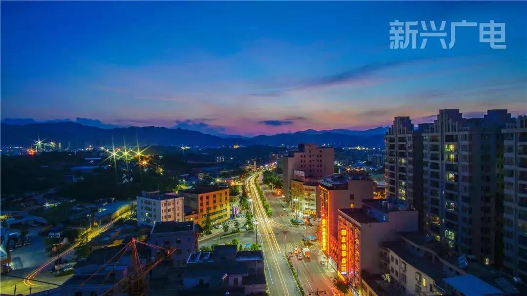 新兴最美的景色图画,新兴最美的景点