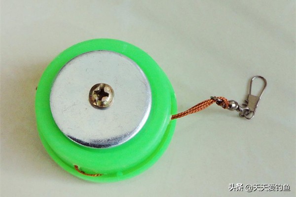 海竿盒饭钓法,海竿弹簧钩底钓技巧