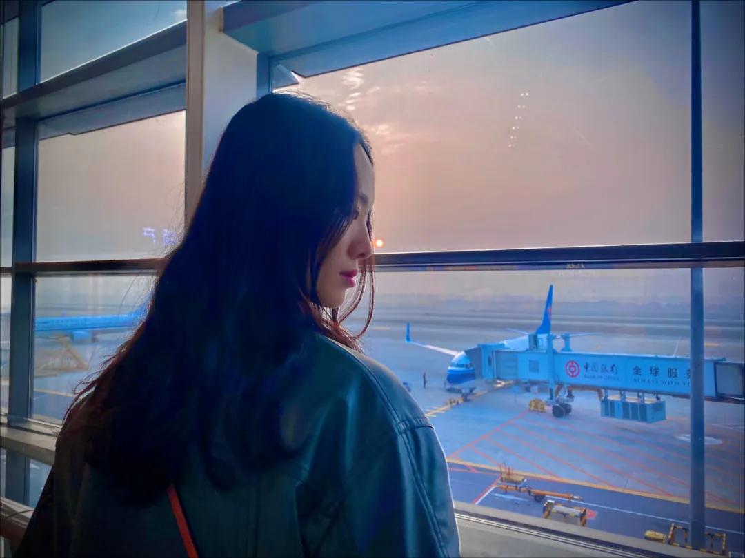 玲爷发起全网挑战1个月涨粉500万,挑战1000粉丝话题涨粉一亿