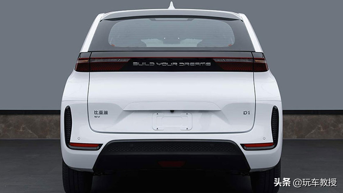 wey坦克300银色量产实车,wey新车坦克300外尺寸