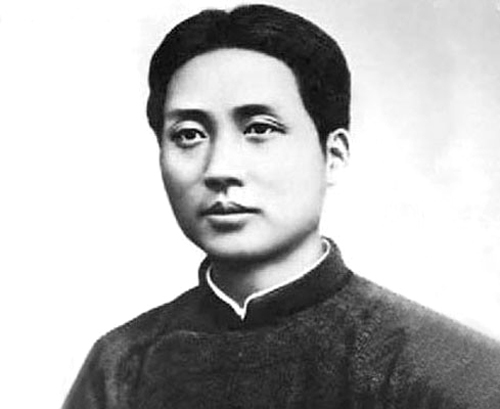 毛主席到武汉后，说：无论什么时候，李达都可以来见我