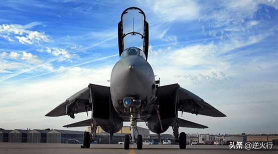 f14战机有多厉害,F14的雷达可以看多远