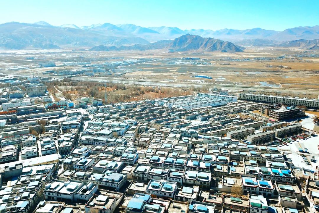 西藏抗英战争纪念碑实拍,抗英战争中的英雄之城