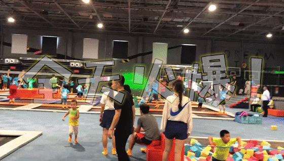 让全家老少玩上瘾的巨型嗨玩基地，1周年店庆活动炸翻全场！