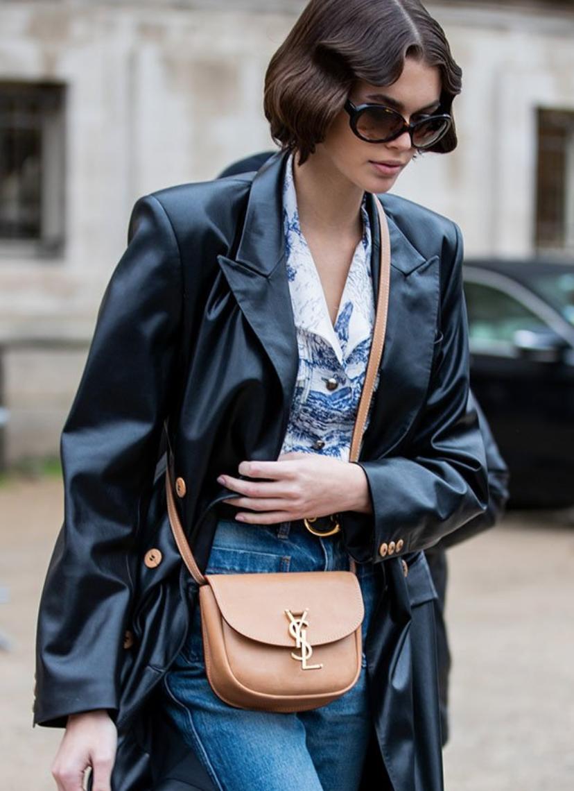 saintlaurent经典的吸烟装造型,saintlaurent最新爆款精品包