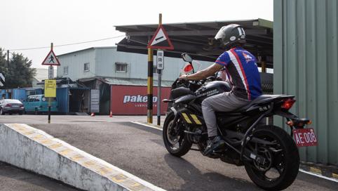 国内怎么考国际摩托车驾照,台湾摩托车驾照