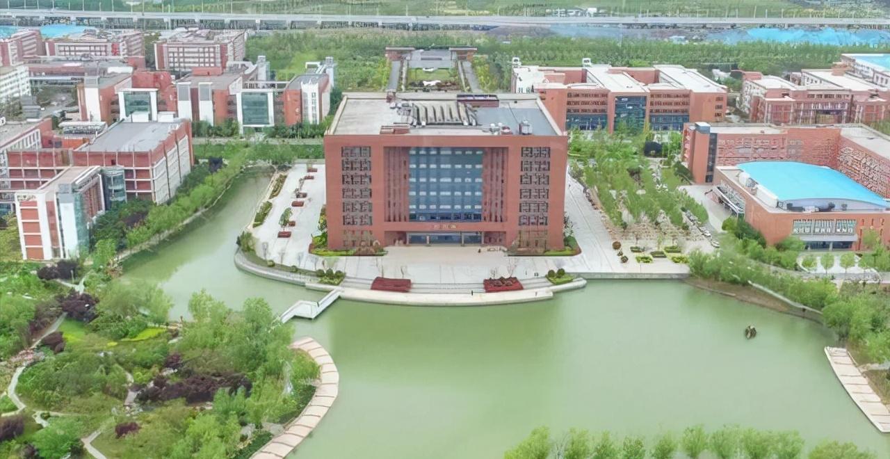 “郑州航空航天大学”要来了？网友：有学科基础吗？