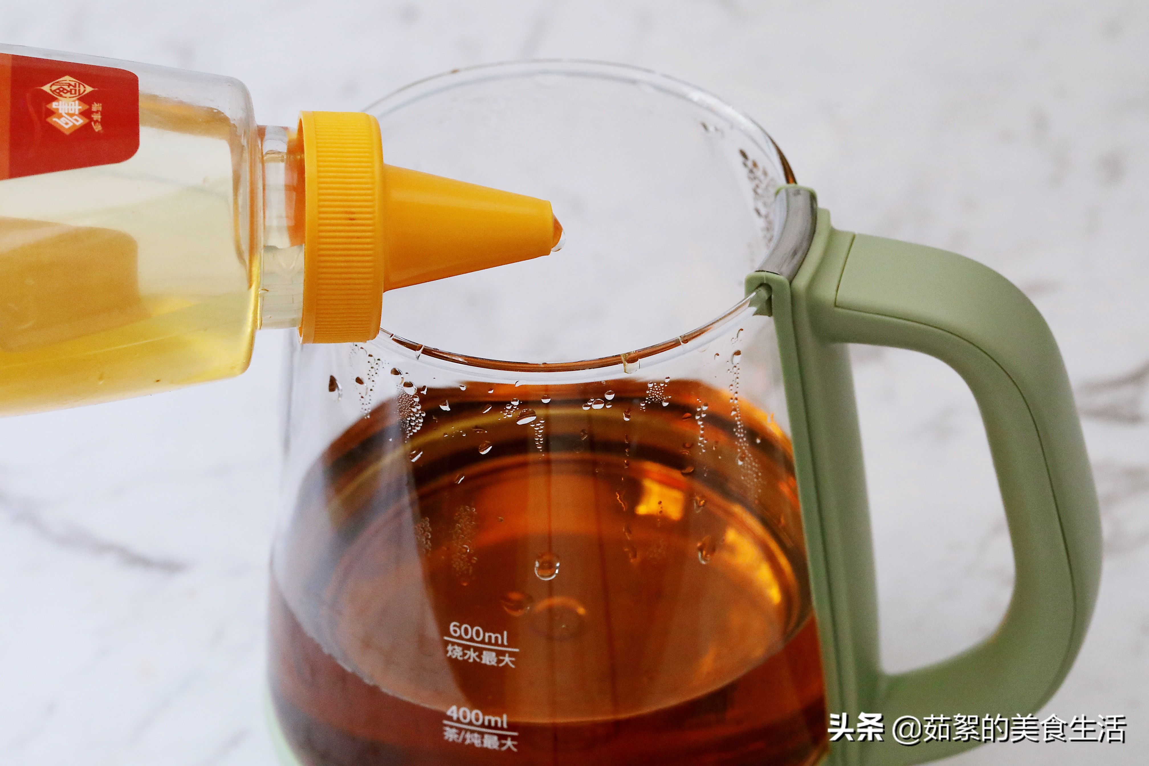 春天滋阴清热祛湿养生茶,夏天适合喝什么养生茶不会上火