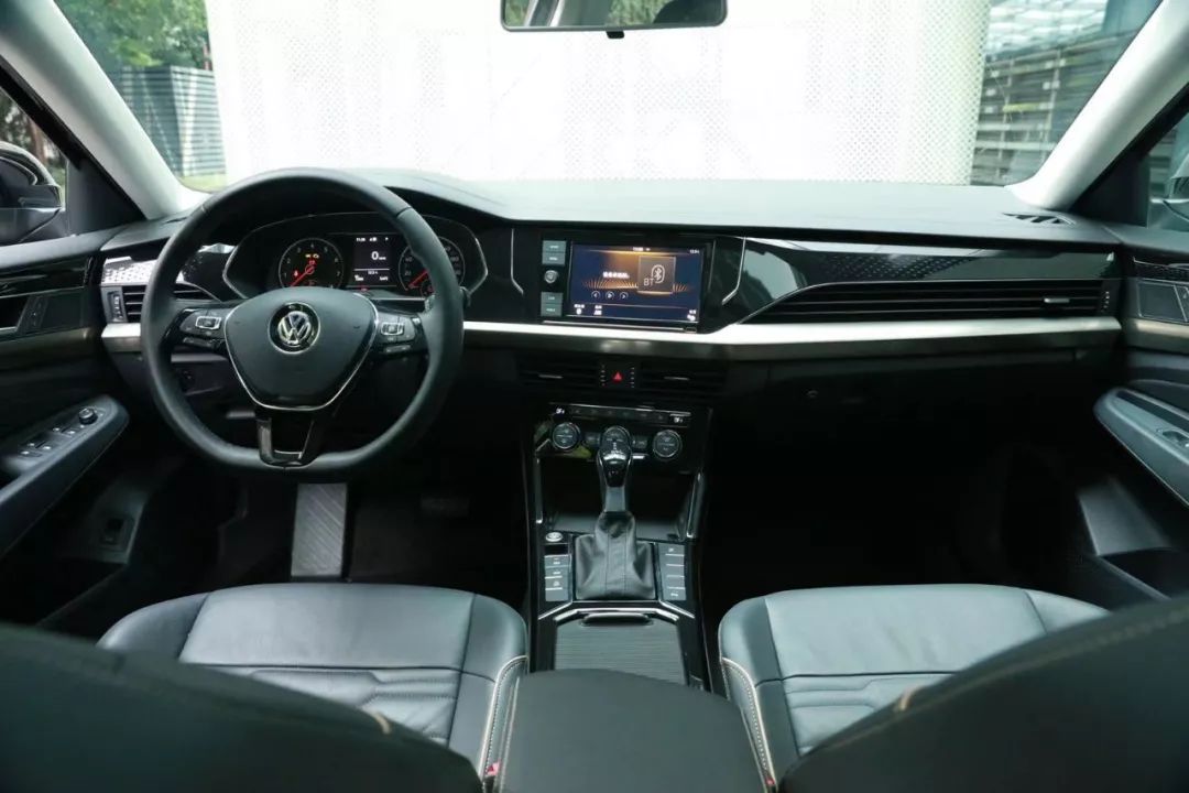 大众新款帕萨特1.4t试驾,大众帕萨特新款1.4t试驾
