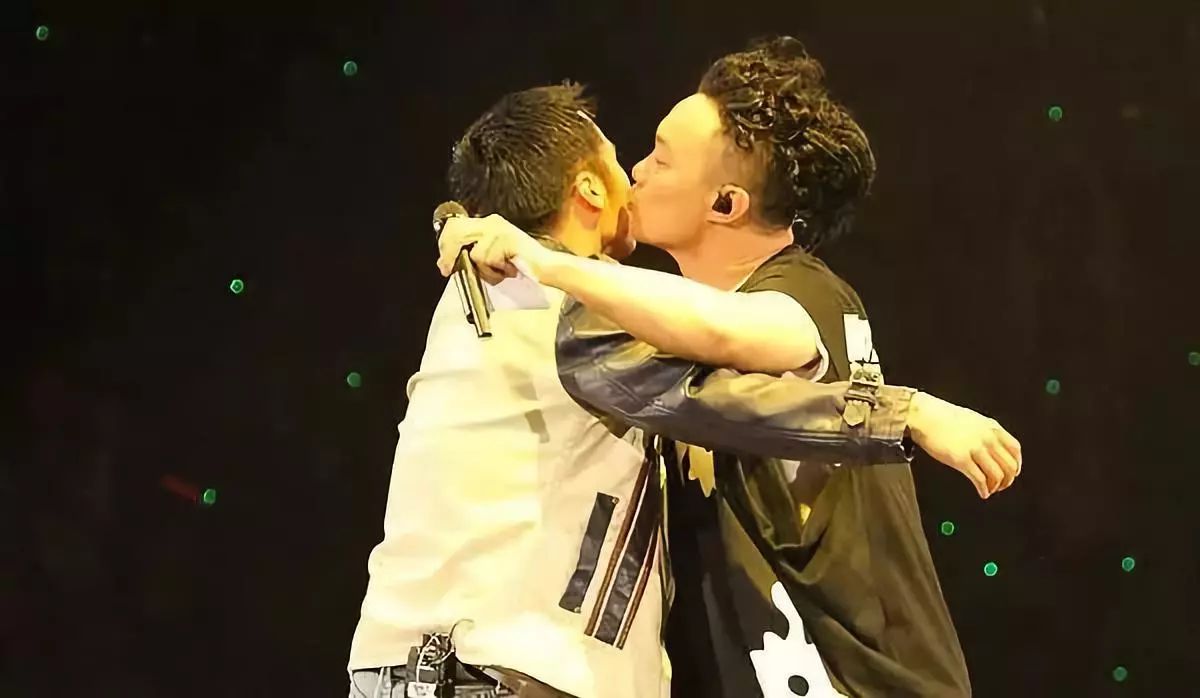 为什么最佳损友友情以上恋爱未满,最佳损友友情