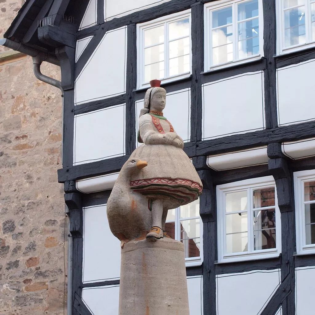 住在童话世界里,住在童话世界里的人