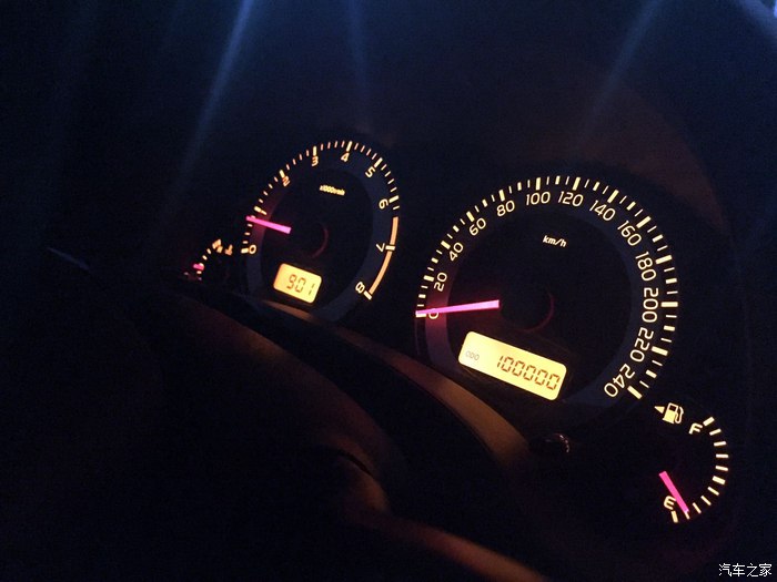 开了十二年的丰田卡罗拉,最新12款丰田卡罗拉1.8收车实录