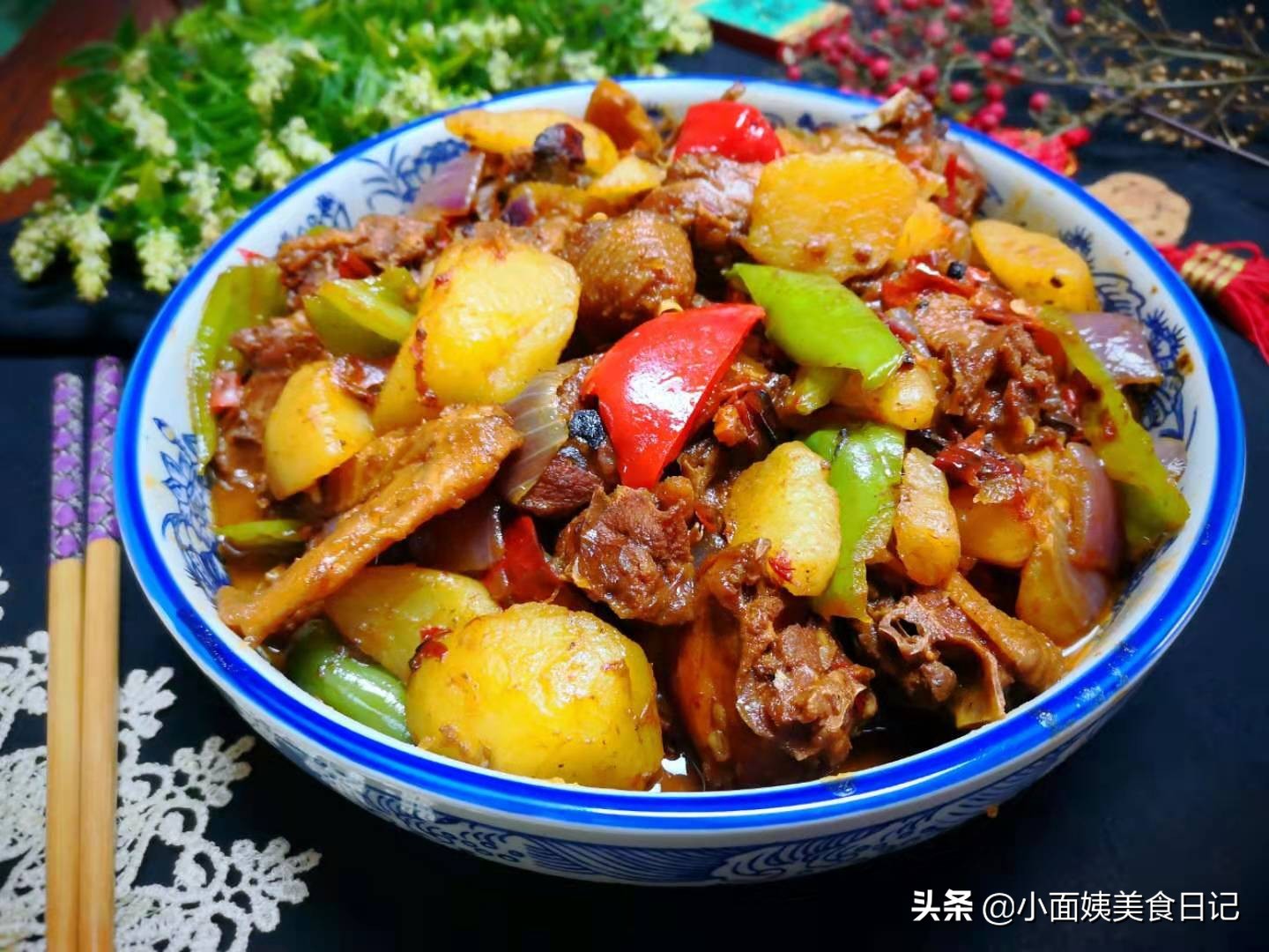 过年了，教你做一道土豆烧鸡的做法，味道不输大盘鸡，做法超简单