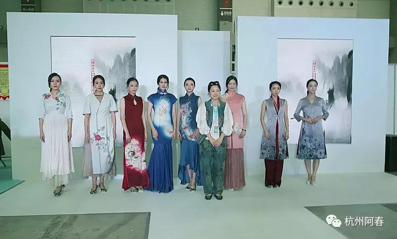 超百图再现2018年服装圈内那三十道靓丽风景……