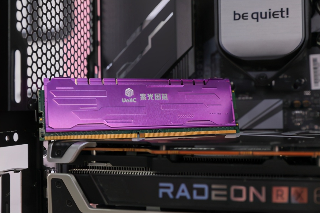 听说你很能超？紫光3200MHz马甲条超频实测