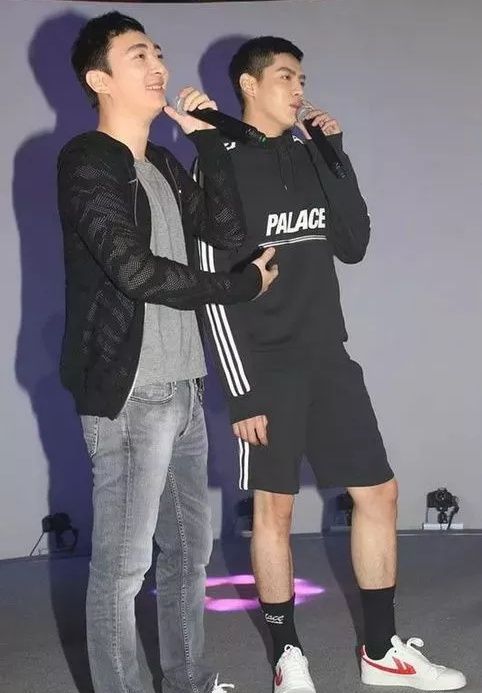 一双穿了5年的鞋,回力鞋强势回归舒适廉价又百搭