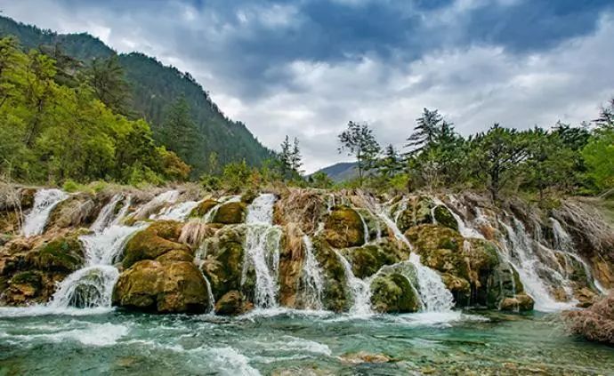 九寨沟恢复散客,九寨沟全域恢复开放新闻