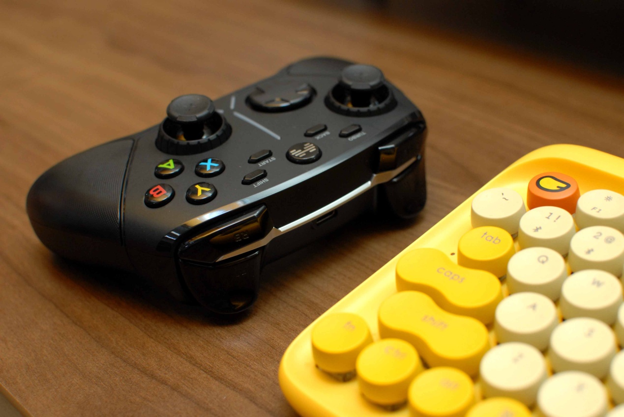 北通阿修罗3s线性扳机,北通阿修罗3微动摇杆