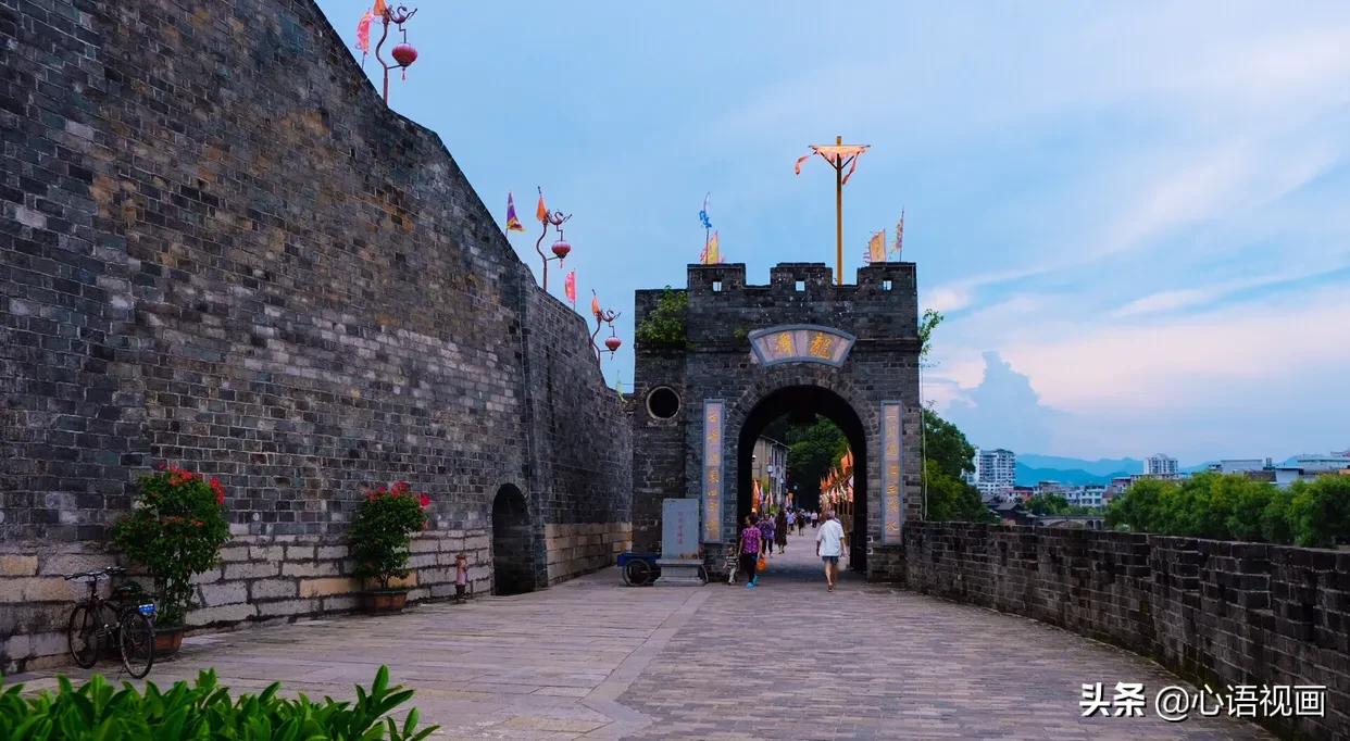 百年难得一见的凤凰古城,福建凤凰古城