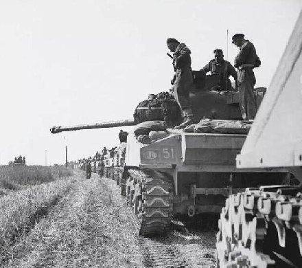 波兰为什么被称为二战最惨的国家,二战时的波兰和中国谁强