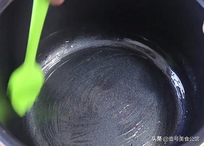 电饭煲怎么做蛋糕不塌陷,电饭煲蛋糕超简单的做法新手必备