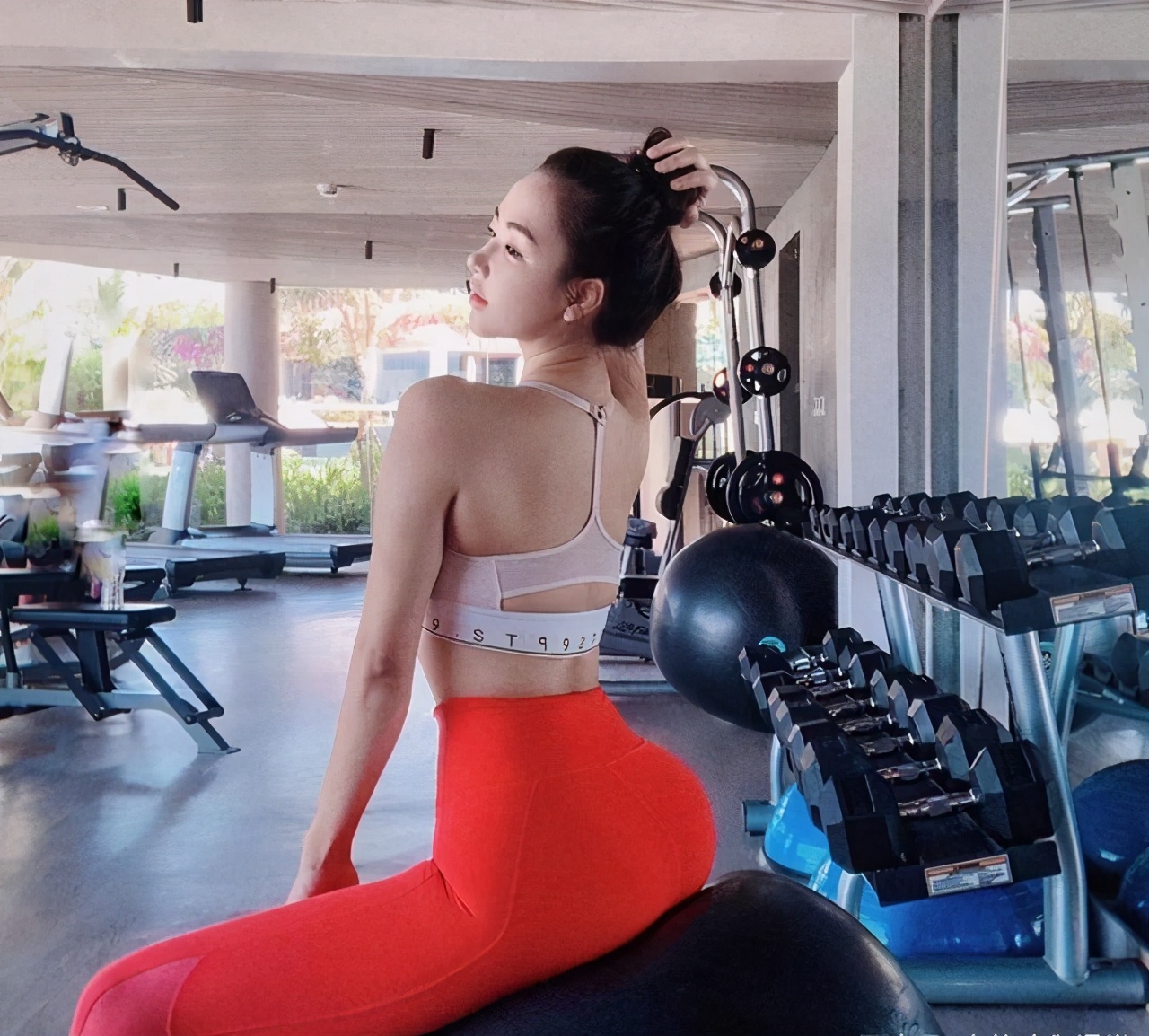 130斤夜店女王,韩国夜店女王体重