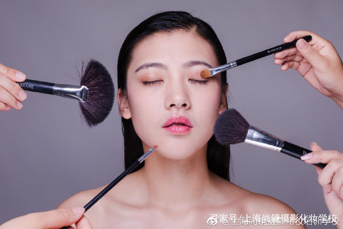 怎么选择化妆培训平台,如何选一个靠谱的化妆培训机构