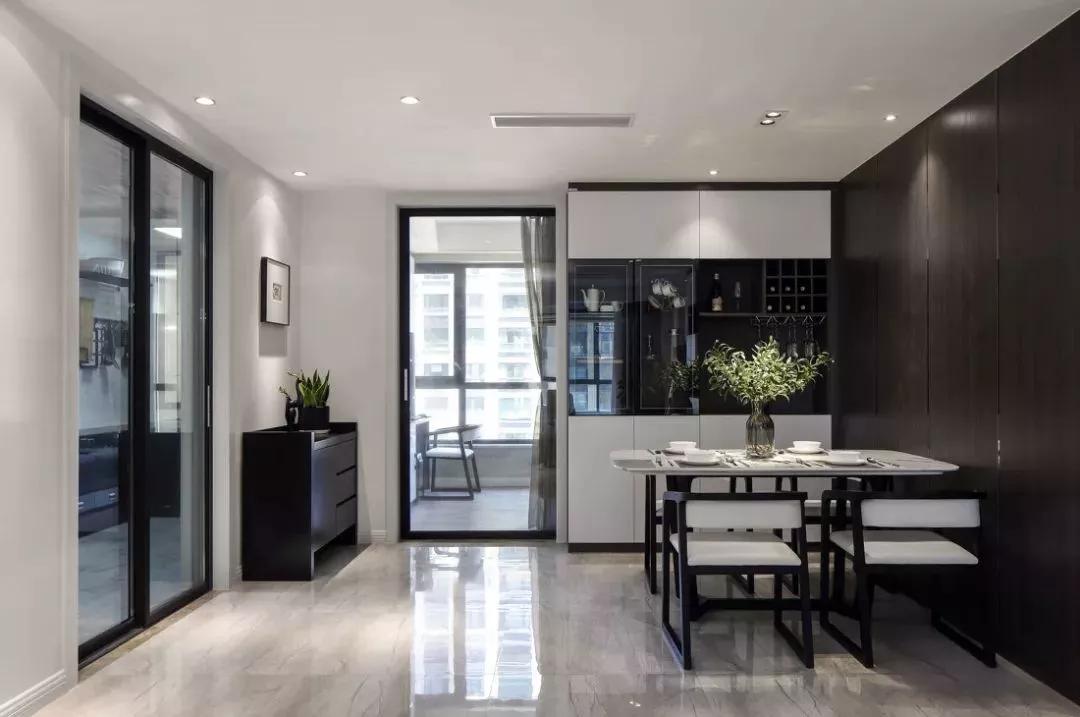 餐厅中间怎么装修好看,餐厅装修怎么省成本