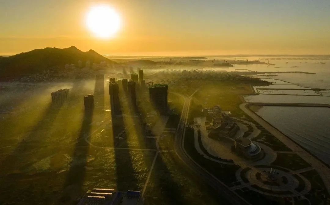 种草一个被遗忘的小岛，背山靠海，拥有山东最美的“童话屋”，美到窒息！