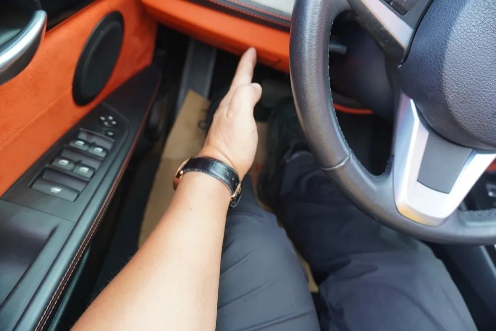 20多万买新宝马,花6万买了台敞篷宝马车