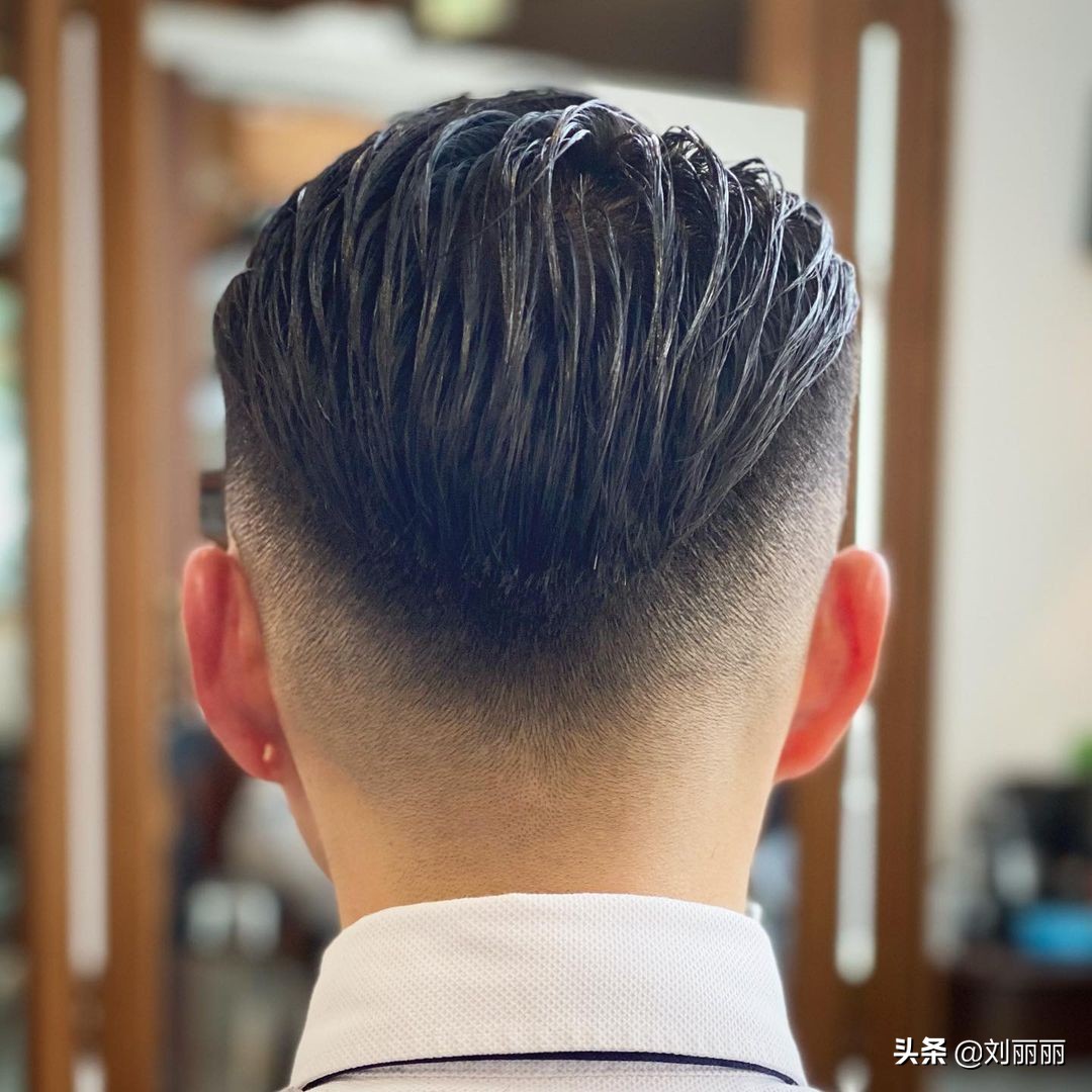 今年最流行颜色男发,今年最流行男发