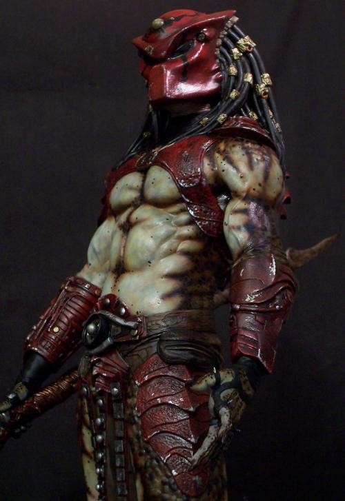 还记得在太空中游荡的铁血战士长什么样吗?一起来看看