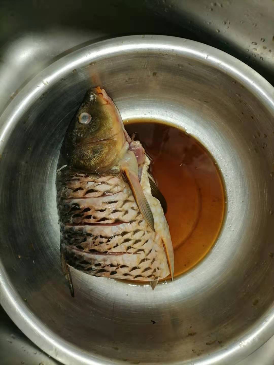 啤酒鱼最正宗的吃法,美食大赏挑起记忆味道的啤酒鱼