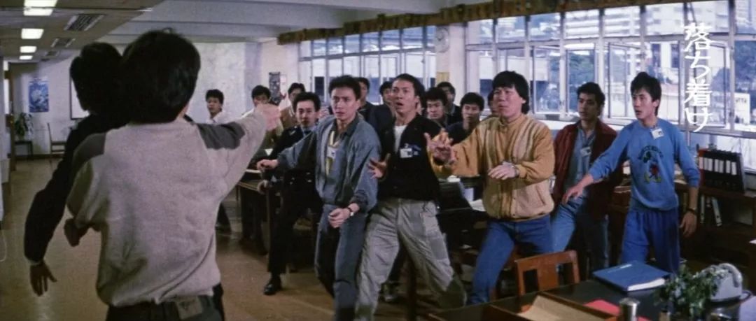 香港经典电影成龙警匪片,最老的成龙警匪片