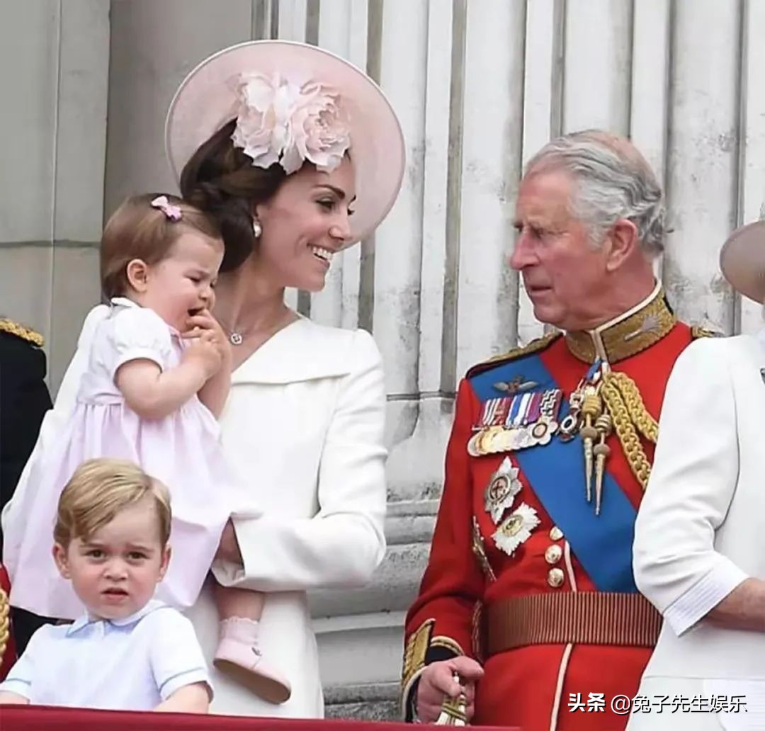 乔治小王子和卡米拉,小乔治为什么不和谢尔顿联系