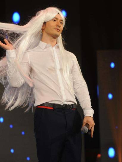 谁的白发造型惊艳到你了,首次大胆尝试白发造型