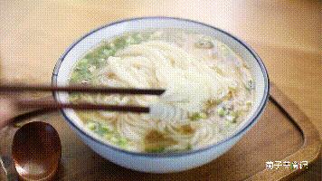 阳春面汤最正宗的做法,阳春面家常做法味极鲜