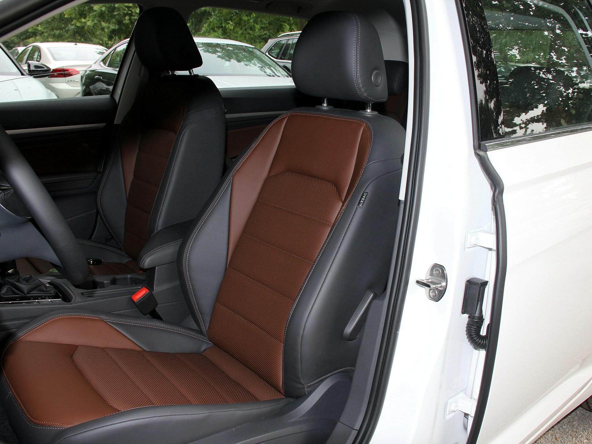 价格实惠最值得入手的合资车,大众朗逸选哪个最实惠经济合适