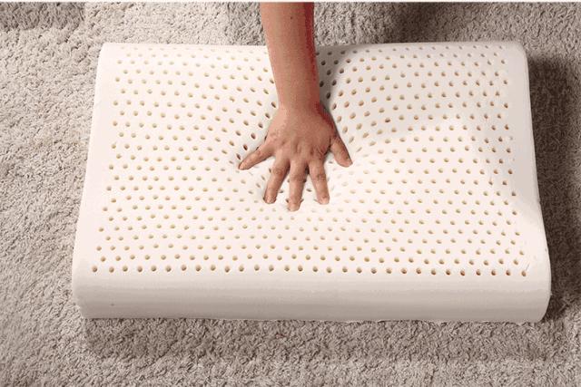 乳胶枕怎么选老爸评测,乳胶枕怎么选择高低枕头