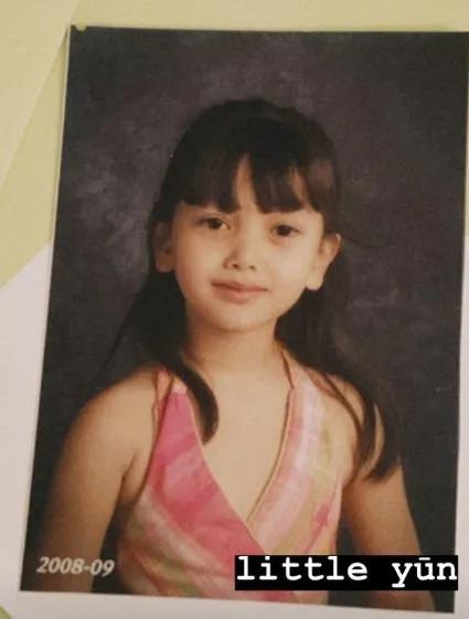 lisa和rosie秀恩爱,lisa与rosa在直播间接吻