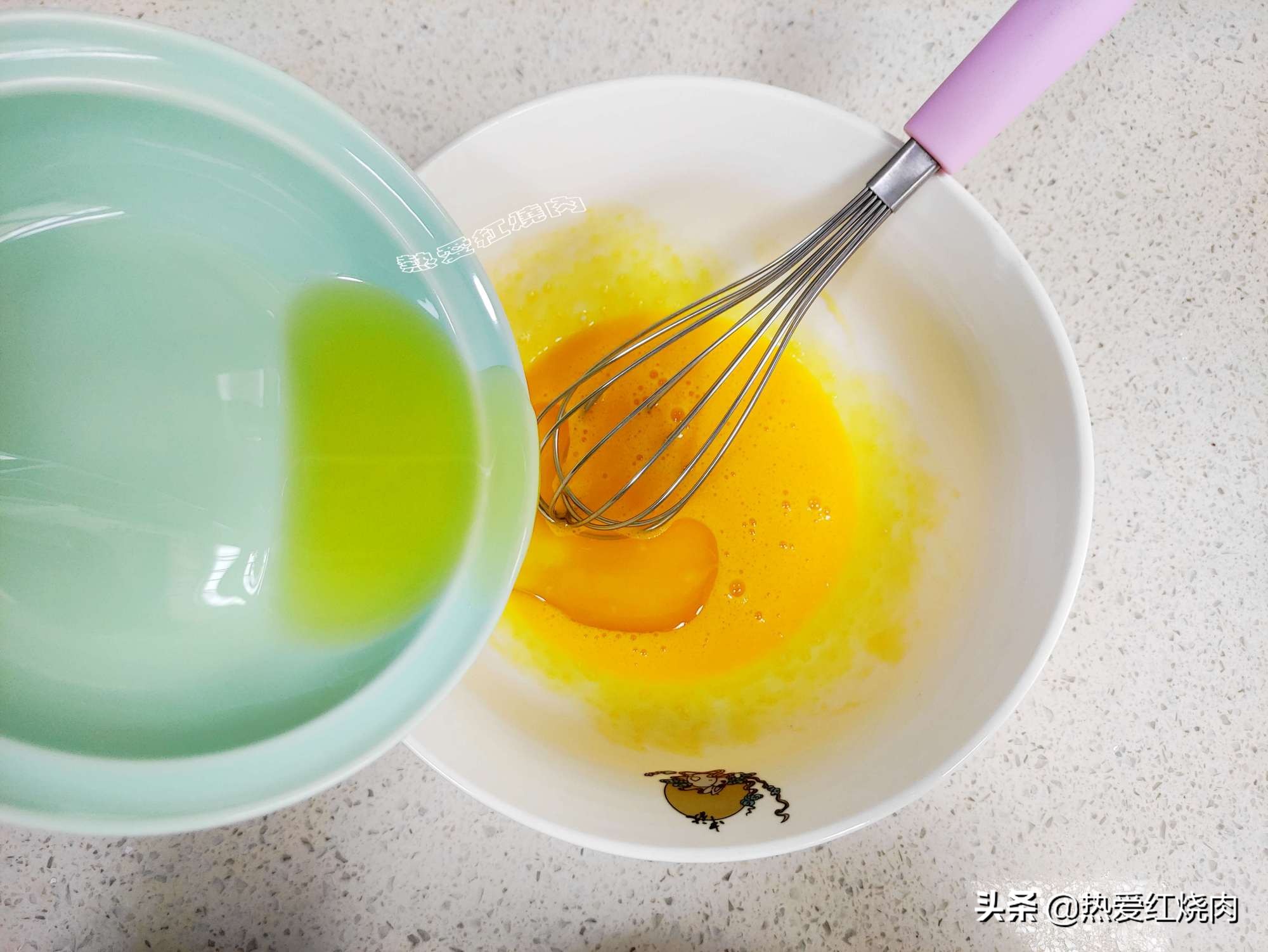 蛋糕卷不出毛巾面是面粉的原因吗,怎么做出毛巾面蛋糕卷